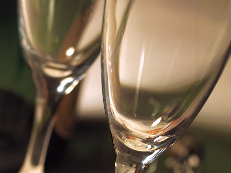 Porcelain, Glass and Ceramics